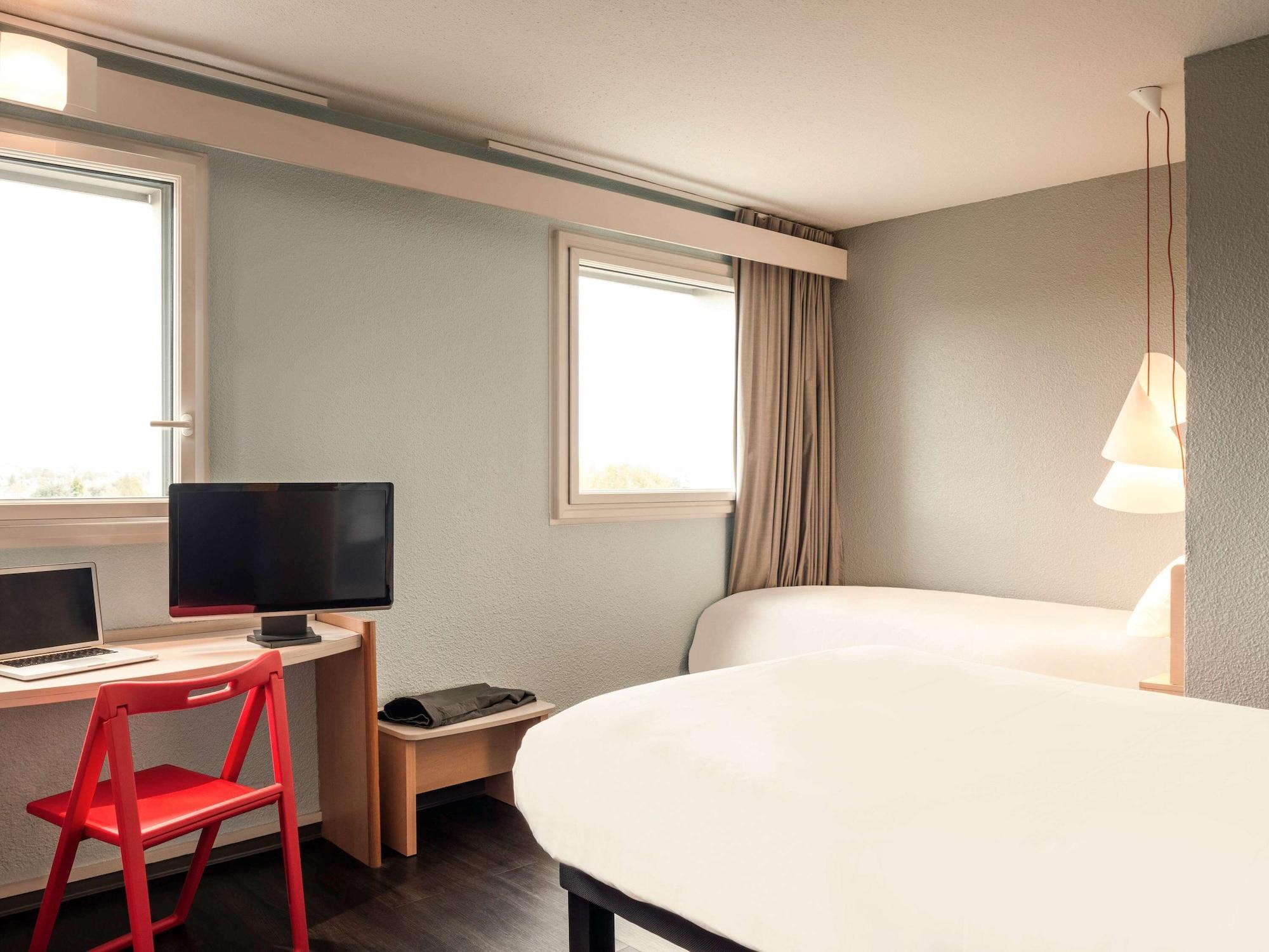 B&B Hotel Versailles Le Chesnay ル・シェネ エクステリア 写真